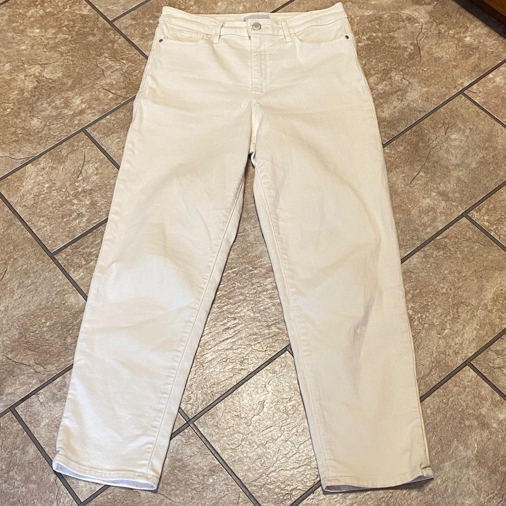 Athleta Sculptek Straight Leg Jeans in Pale Yellow